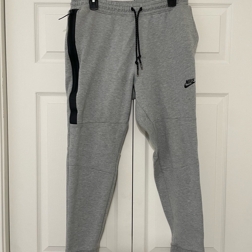 Nike jogger sweatpants